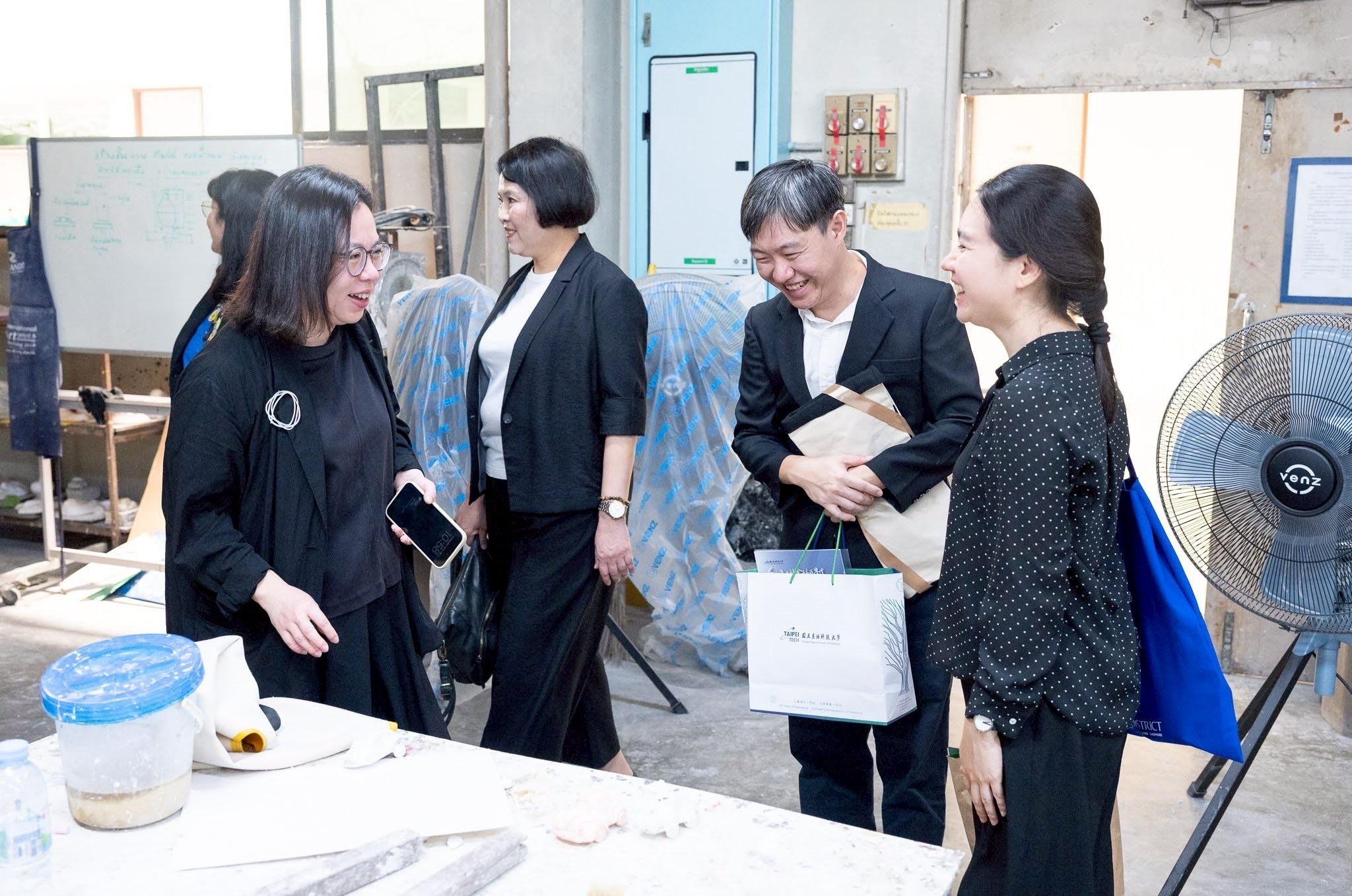 20260423人社學院王怡惠院長訪問泰國朱拉隆功照片