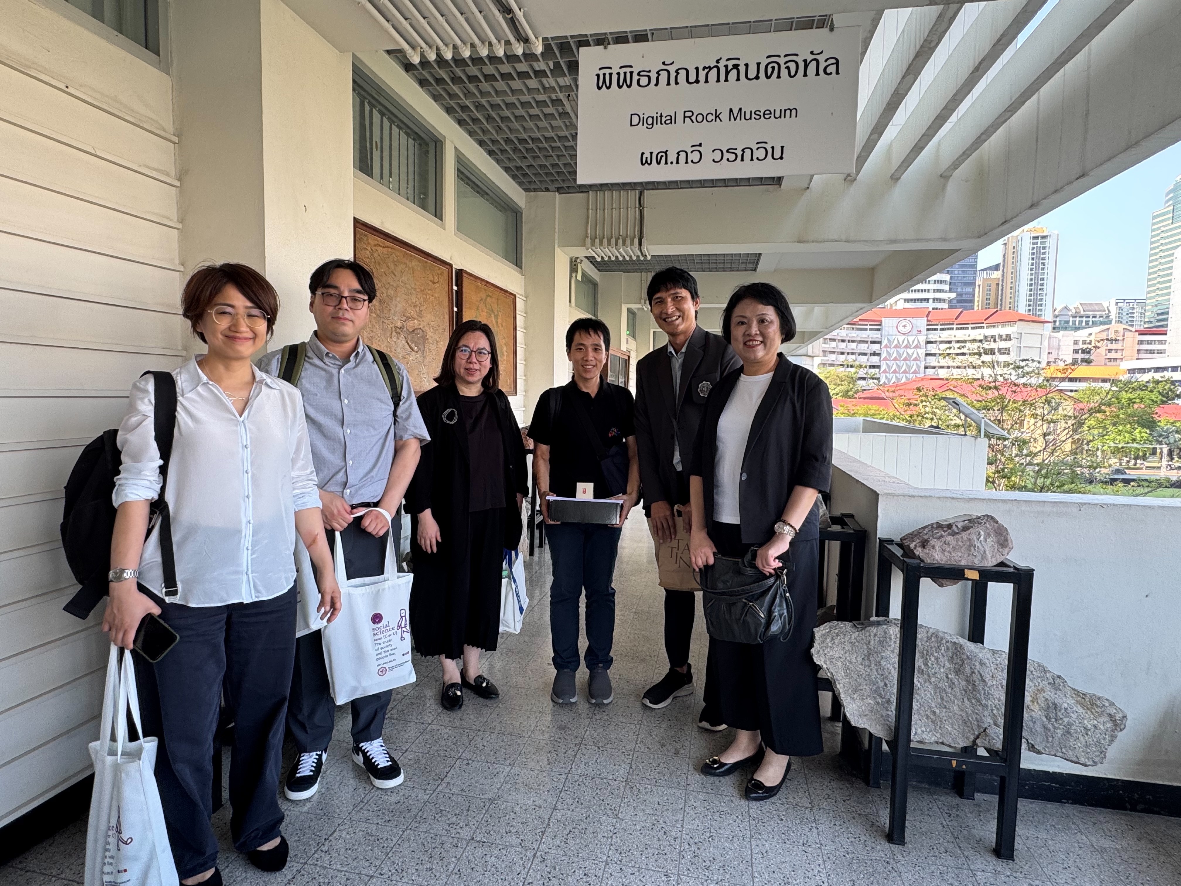 20260423人社學院與詩納卡寧威洛大學Srinakharinwirot University(SWU)社會科學院交流過程